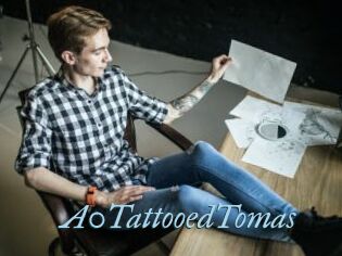 A0TattooedTomas