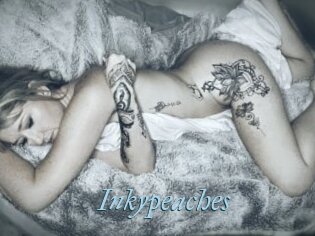 Inkypeaches