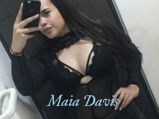 Maia_Davis