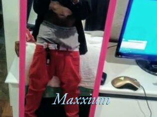 Maxxium