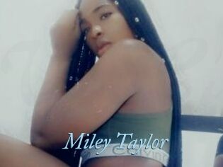 Miley_Taylor