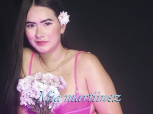 Mia_martiinez