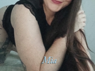 Mia