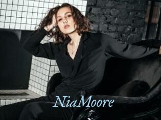 NiaMoore