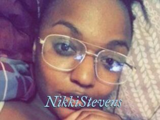 Nikki_Stevens