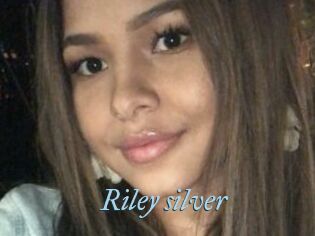 Riley_silver