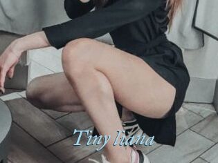 Tiny_liana