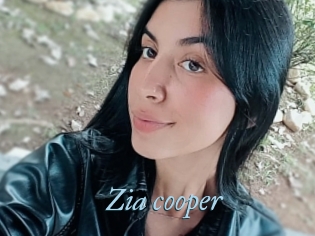 Zia_cooper